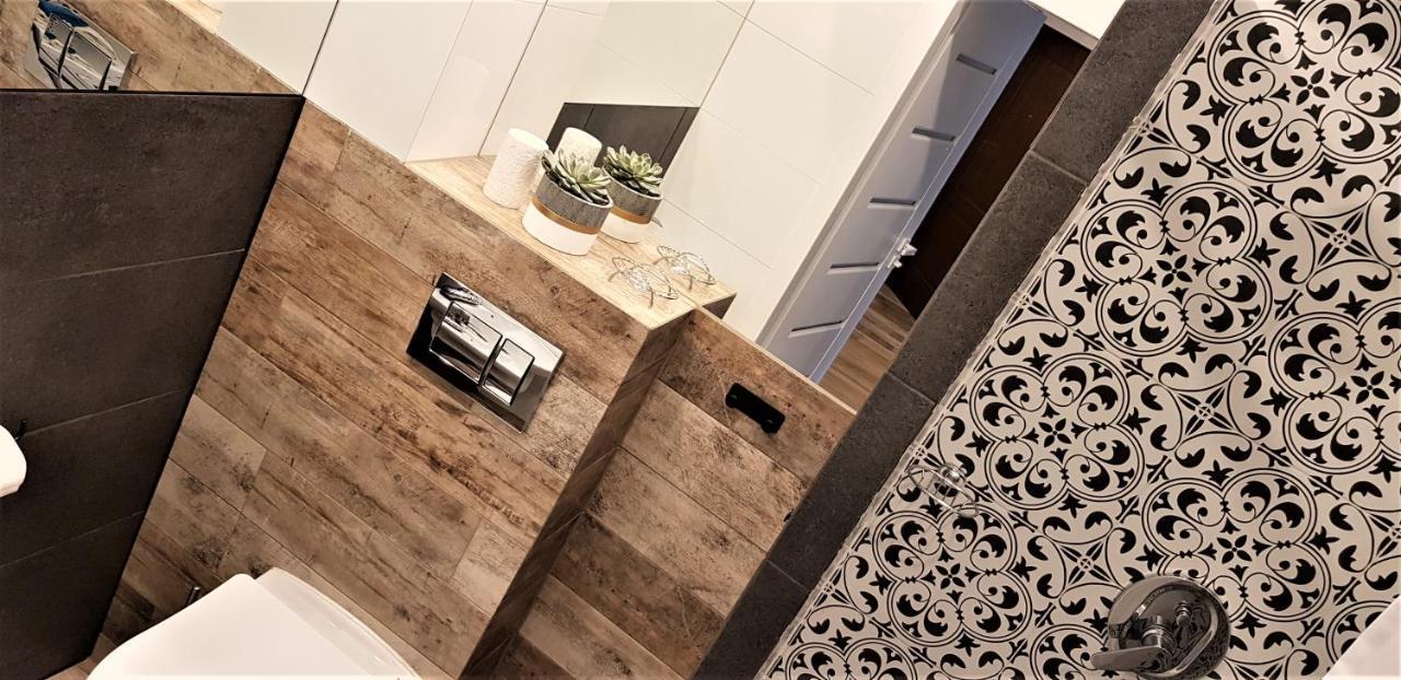 Apartament Centrum Park Ul Waszyngtona Częstochowa Exteriör bild